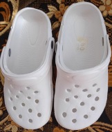 Klapki plażowe z tworzywa, białe, roz.36