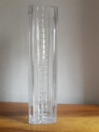 piękny modernistyczny wysoki wazon