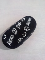 Piórnik szkolny czarno-biały