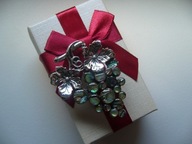 BROSZKA WINOGRONA MASA PERŁOWA + PUDEŁKO PREZENTOWE