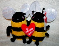 PSZCZÓŁKI UROCZE PSZCZOŁY Z BŁYSZCZĄCYMI SKRZYDŁAMI MASKOTKA PLUSZOWA NOWA!
