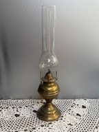 Piękna stara lampa lampka naftowa