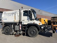 Zamiatarka Mercedes-Benz Unimog U400 U400 4x4/ Schmidt SK350
