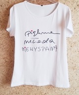 T-shirt damski piękna, młoda, niewyspana
