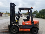 wózek widłowy TOYOTA 6FDF30 1999 przesuw boczny 3000kg 4.0m 2Z diesel