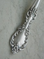 # Piękny posrebrzany widelec sałatkowy #