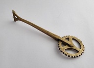 MOSIĄDZ MOSIĘŻNY STARY NÓŻ DO PIZZY CIASTEK Z ZĄBKAMI