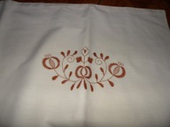 DUŻA POSZEWKA NA PODUSZKE Z HAFTEM