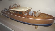 model jachtu motorowego cris craft