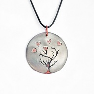 Wisior z alpaki i miedzi, ręcznie wycinany i lutowany. Drzewo serc.