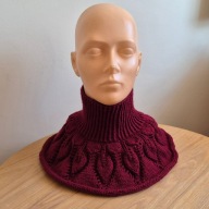 Bordowy golfik, otulacz na szyję zamiast szalika - HANDMADE