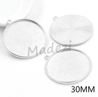 Baza medalionu na kaboszon 30mm Jasne srebro