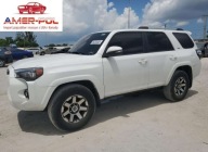 Toyota 4-Runner SR5 2025 4.0l 4.0 Benzyna 270KM