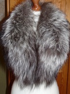 Duży kołnierz z naturalnego srebrnego lisa