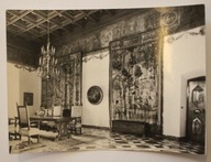 KRAKÓW - Wawel Sala pod Zodiakiem z arrasami przedstawiającymi wieżę Babel