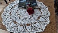 Obrus serwetka serweta szydełkowe rękodzieło misterne cacko biała śr75