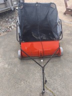 Zbieracz kolektor liści i trawy do traktorów i riderów zbieraczka