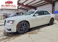 Chrysler 300 Touring L 2023 3.6 Benzyna 292KM