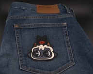 Naszywka Haftowana CULT OF THE LAMB Owca – 9 x 8,5 cm