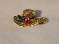 Broszka w kształcie kapelusza