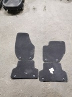 VOLVO V40 II DYWANIKI WELUROWE KOMPLET