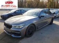 BMW Seria 7 750xi 2018 4.4l 4.4 Benzyna 445KM