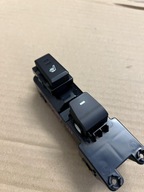 HYUNDAI TUCSON III - PRZEŁĄCZNIK SZYB GRZANIE FOTELA PANEL TYŁ