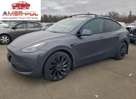 Tesla Y 2022 Elektryczny 384KM
