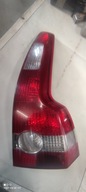 VOLVO V50 KOMBI LAMPA PRAWY TYŁ TYLNA 30698921 (A04)