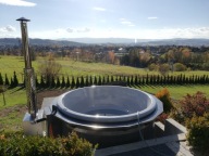 Odkryj Luksusowy Relaks w Twoim Ogrodzie z Naszą Balia Hottube z Jacuzzi!