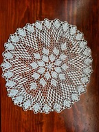 Koronkowa serwetka do koszyczka śr 37