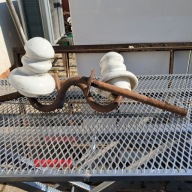 izolator elektryczny szklo porcelana