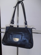 SKÓRZANA CIEKAWA TOREBKA NA RAMIE