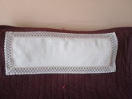 Bęzowy bieżnik lniany z koronką - 98cmx38 cm - bdb !!