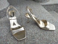 STRADIVARIUS nr 40 złote eleganckie sandały na szpilce nowe