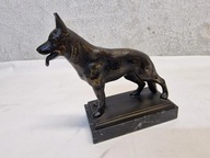 Figurka - owczarek niemiecki , dł. 16cm.