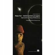 Rapa Nui ludzie wśród posągów Wyspa Wielkanocna