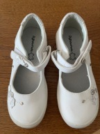 Buciki białe r 28