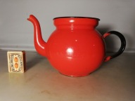 Stary emaliowany dzbanek czajnik czajniczek z czasów PRL-u