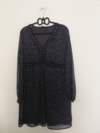 Czarna w drobne kwiatki zwiewna sukienka tunika z długim rękawem 48