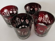 Komplet 4 szklanek z pięknie ciętego szkła rubinowego vintage PRL