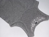 KIABI top koszulka z koronką na plecach r. 108-113