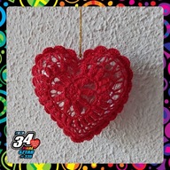 Szydełkowana bombka w kształcie serca