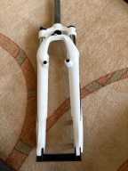 Amortyzator SR Suntour SF14 NEX-E25-P-HLO 28" 63 mm Tarcza/Piwot gwint