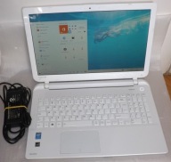 TOSHIBA L50-B Skullcandy _ 15.6 Intel Quad N3540 4x 2.66 8GB 500GB bat. 78%
