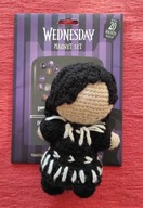 Zrobiona na szydełku WEDNESDAY - lalka handmade + magnesy