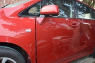 lewe przednie drzwi toyota verso 20110 lak 3R3