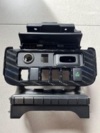 MITSUBISHI OUTLANDER III RAMKA PUŁKA PANEL SRODKOWY 8010A317-2