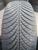 2x Goodyear Vector 4Seasons Gen-2 215/60 R17 7,6-8mm