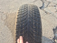 Opona zimowa Michelin LATITUDE ALPIN LA2 235/65R17 używana